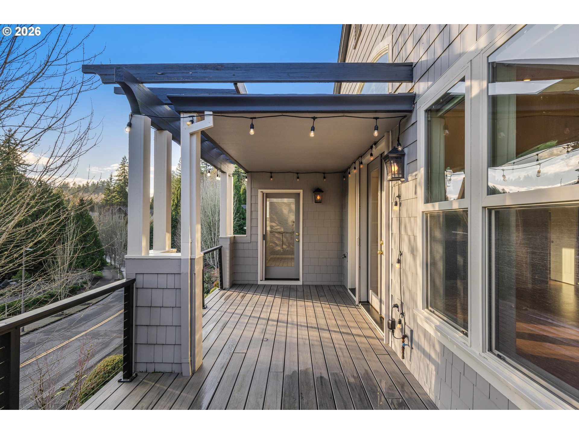 632 Southeast 38th Drive Gresham, OR 97080 - Photo 41 of 46 a view of a porch