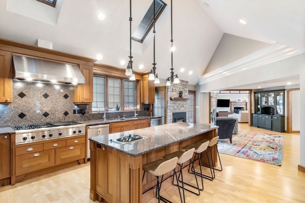 15 Alprilla Farm Road Hopkinton, MA 01748 - Photo 10 of 40 Gallery Image 10