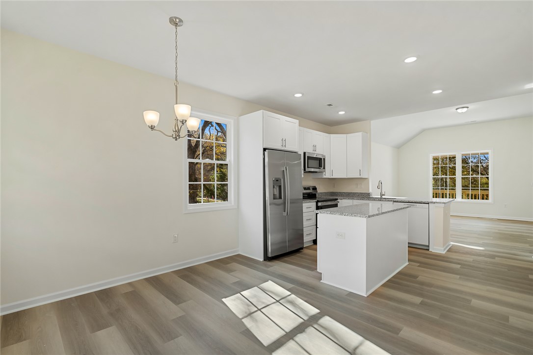 337 Winston Street Pendleton, SC 29670 - Photo 19 of 35 Dining Room