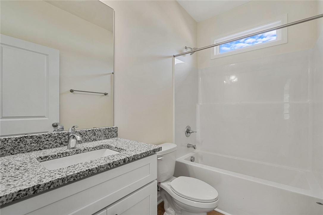 337 Winston Street Pendleton, SC 29670 - Photo 25 of 35 Bathroom 2