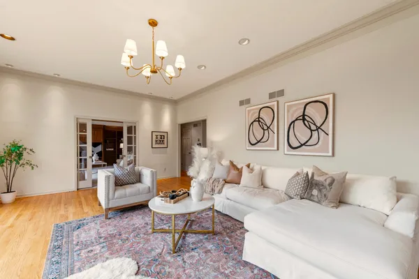 $699,900 | 2618 West Lake Park Court, Mequon, WI 53092