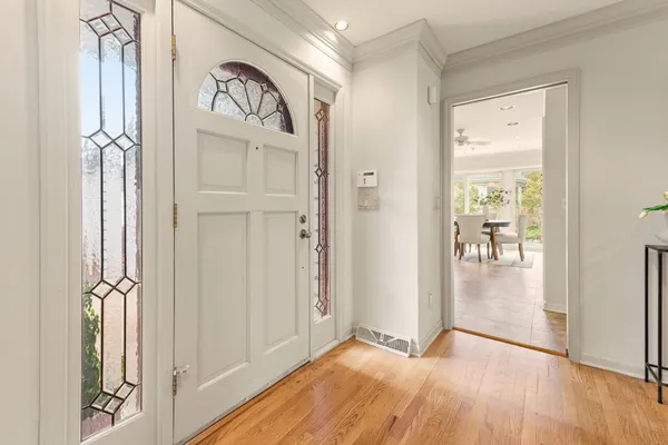 $699,900 | 2618 West Lake Park Court, Mequon, WI 53092