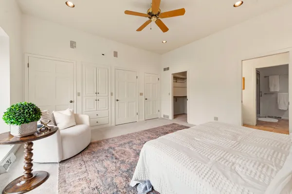 $699,900 | 2618 West Lake Park Court, Mequon, WI 53092