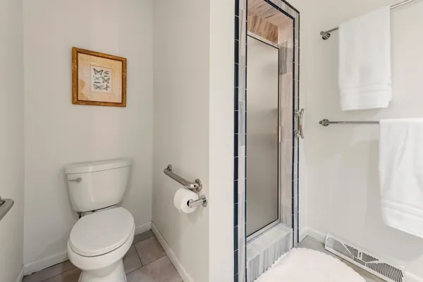 $699,900 | 2618 West Lake Park Court, Mequon, WI 53092