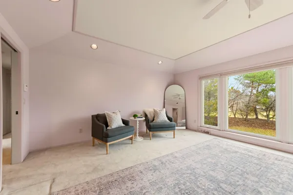 $699,900 | 2618 West Lake Park Court, Mequon, WI 53092