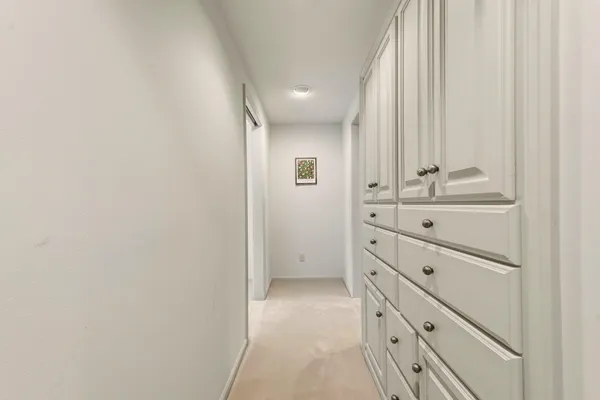 $699,900 | 2618 West Lake Park Court, Mequon, WI 53092