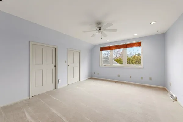$699,900 | 2618 West Lake Park Court, Mequon, WI 53092