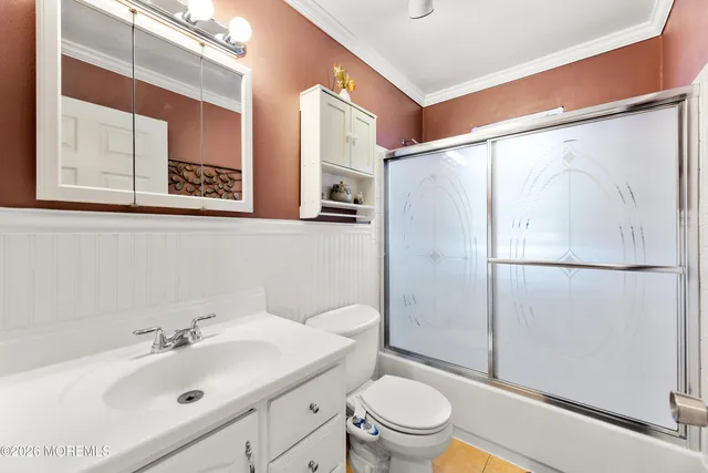 $2,000 | 131-G Woodbridge Terrace, Unit H, Woodbridge, NJ 07095