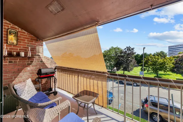 $2,000 | 131-G Woodbridge Terrace, Unit H, Woodbridge, NJ 07095