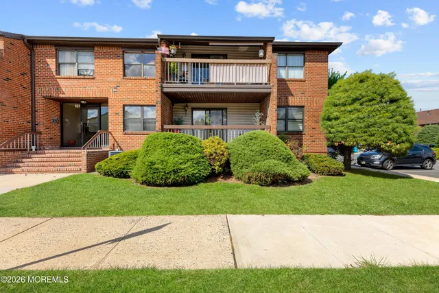 $2,000 | 131-G Woodbridge Terrace, Unit H, Woodbridge, NJ 07095