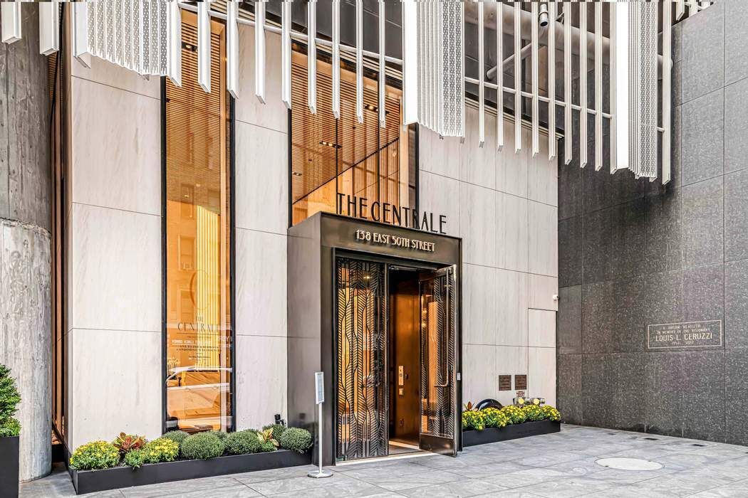 138 East 50th Street, Unit 17B Manhattan, NY 10022 - Photo 15 of 16