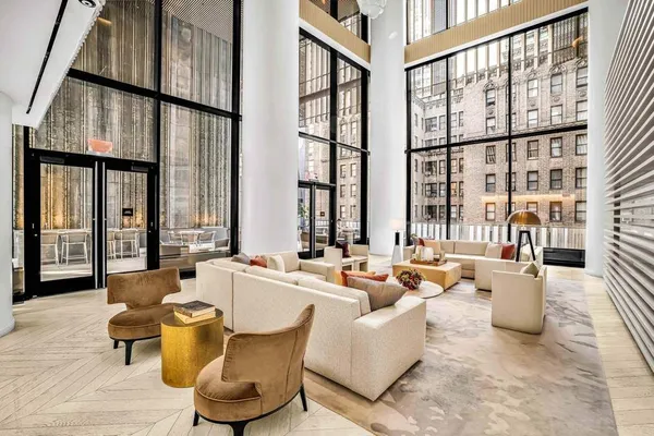 $1,500,000 | 138 East 50th Street, Unit 17B | Midtown East