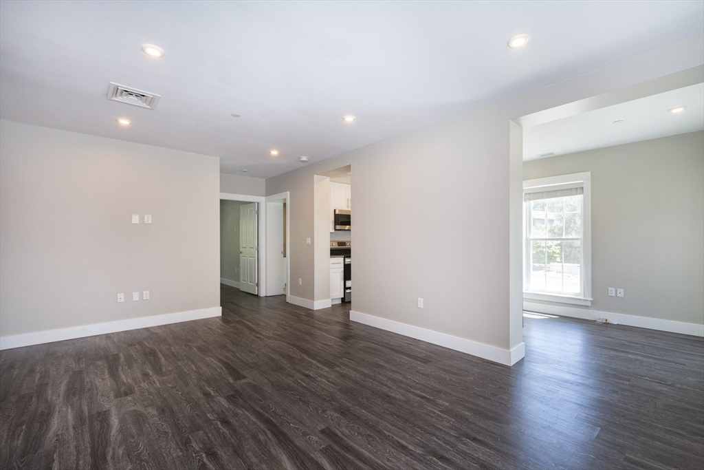 50 Country Way, Unit C302 Scituate, MA 02066 - Photo 3 of 15