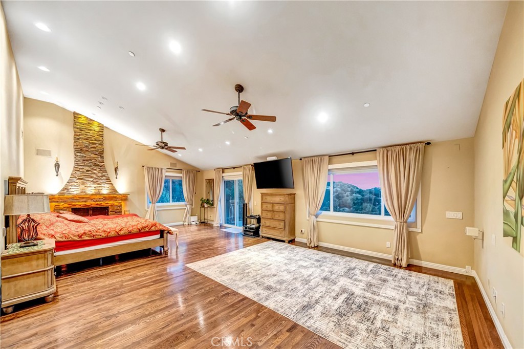 7525 County Line Road Chatsworth, CA 91311 - Photo 25 of 70