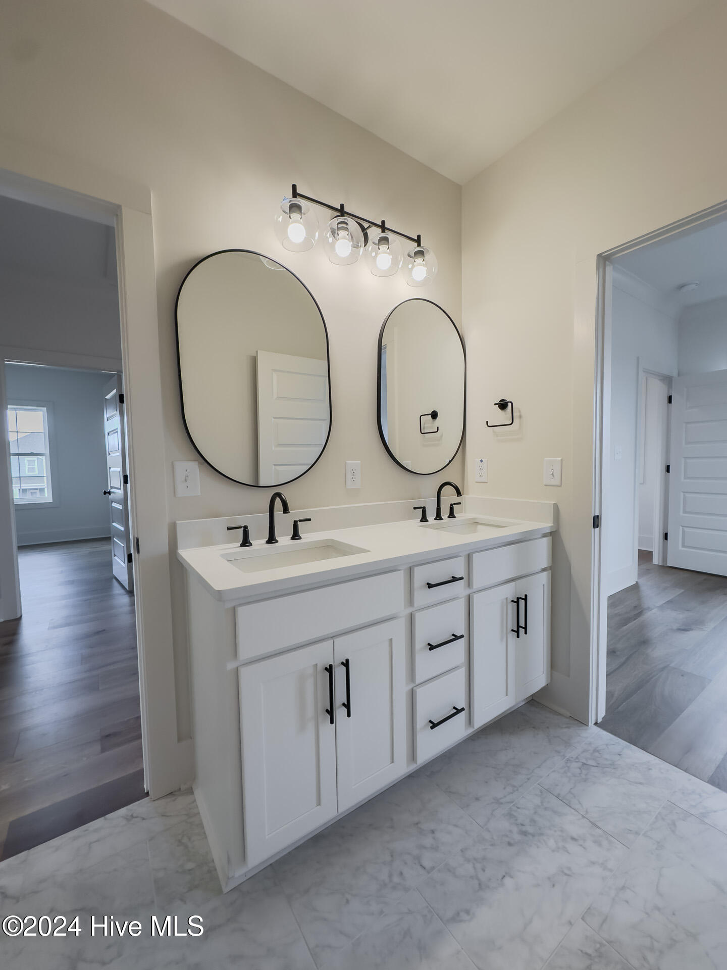 209 Colleton Square Newport, NC 28570 - Photo 20 of 33 Bathroom 4