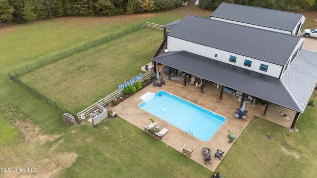 $997,000 | 47 Fulmer Road, Como, MS 38619