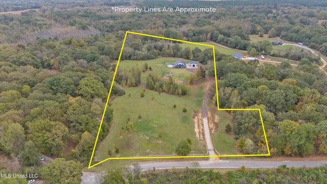$997,000 | 47 Fulmer Road, Como, MS 38619