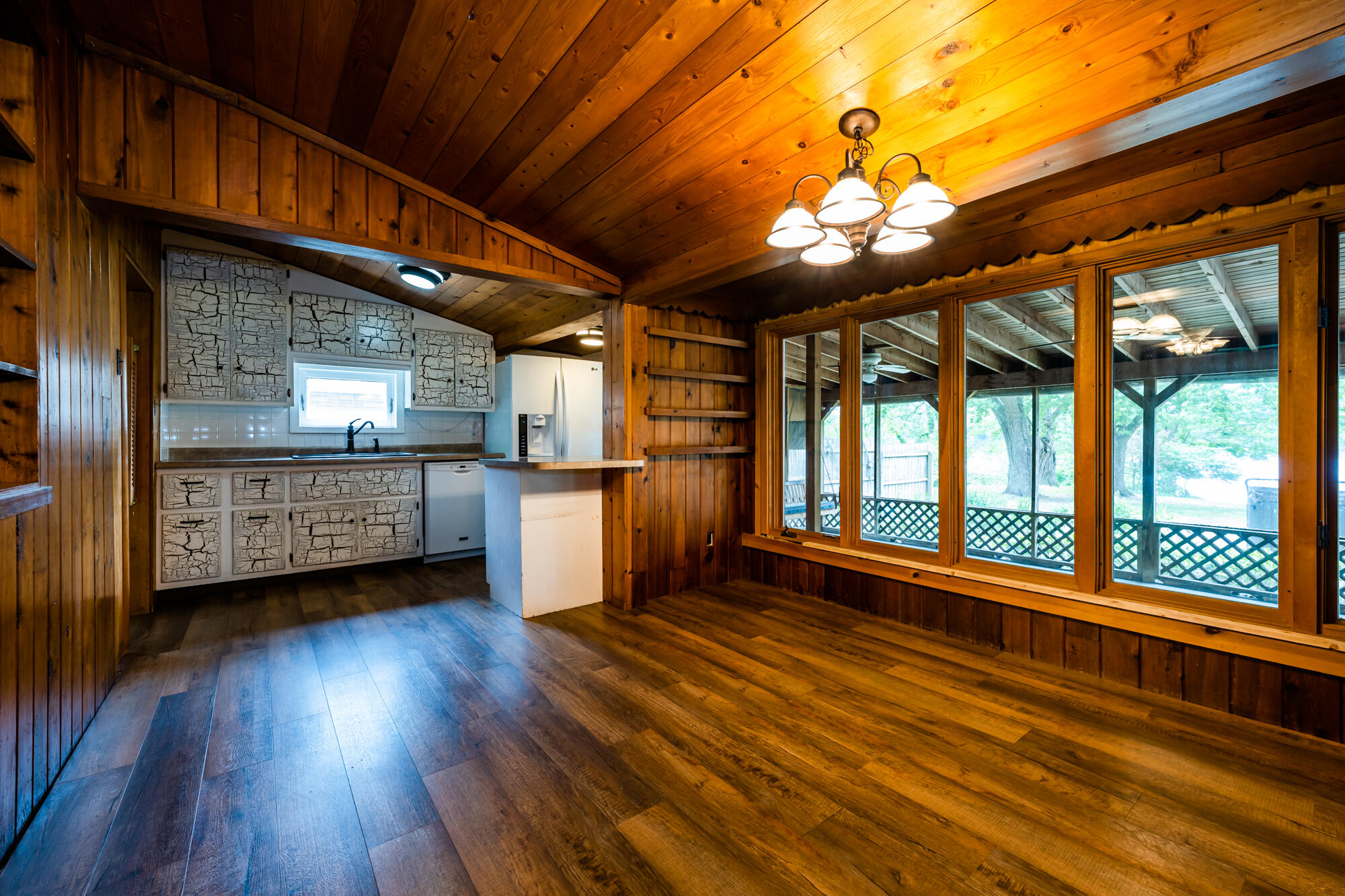 10280 Range Line Road Berrien Springs, MI 49103 - Photo 19 of 53 Eat-in Kitchen