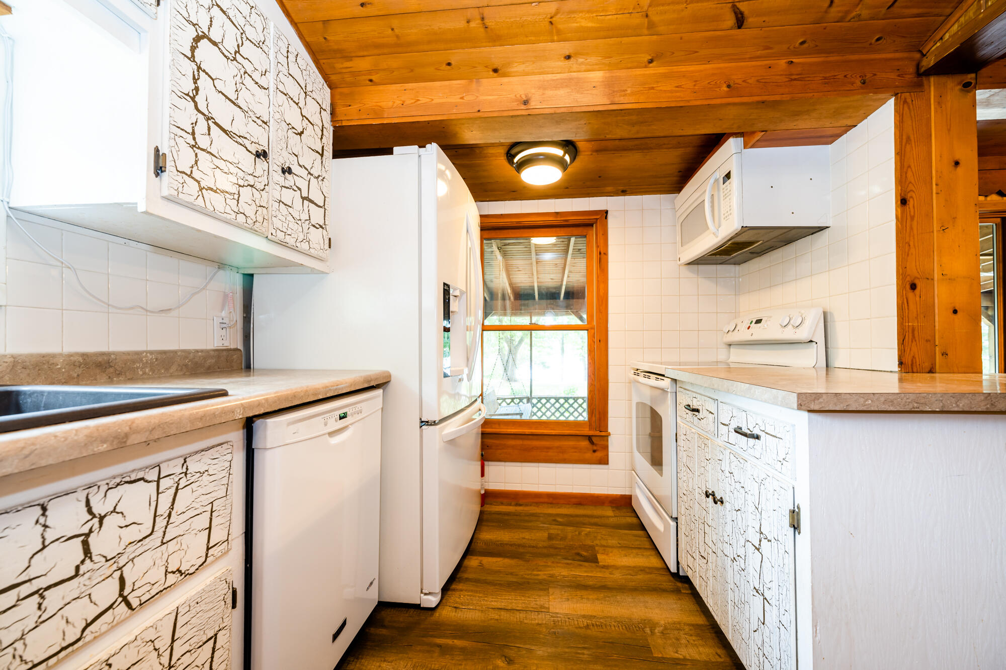10280 Range Line Road Berrien Springs, MI 49103 - Photo 21 of 53 Kitchen