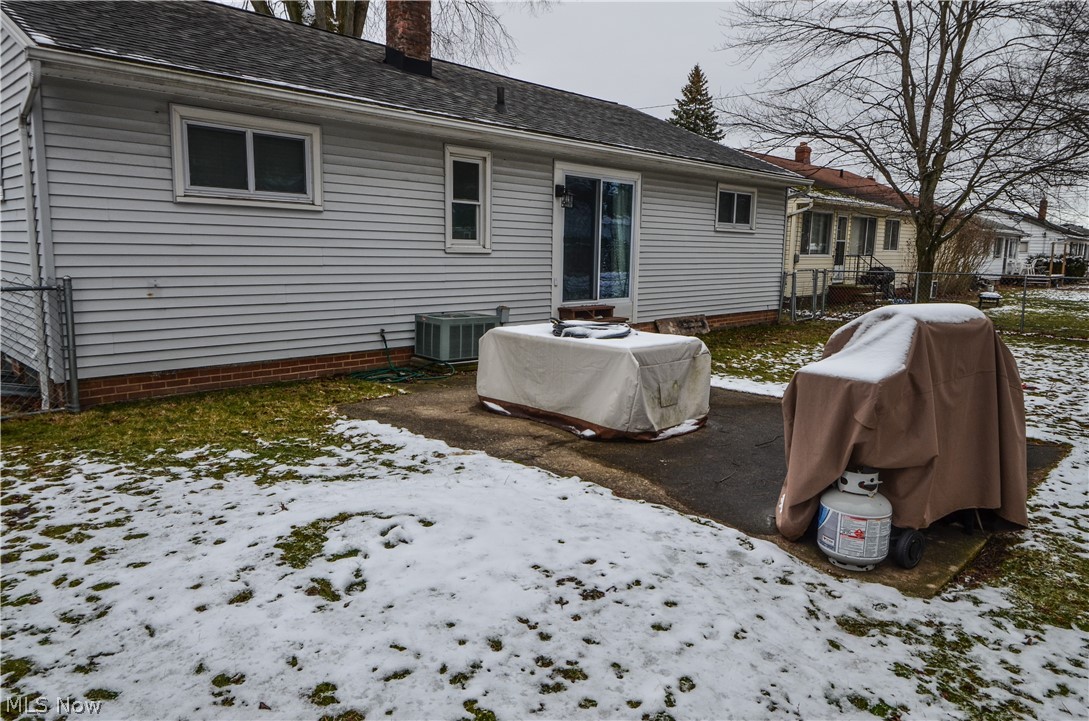 1009 Hanley Road Cleveland, OH 44124 - Photo 22 of 22