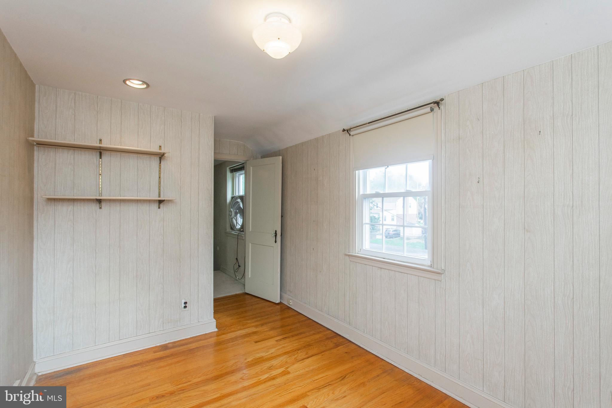 415 Pembroke Road Havertown, PA 19083 - Photo 11 of 15