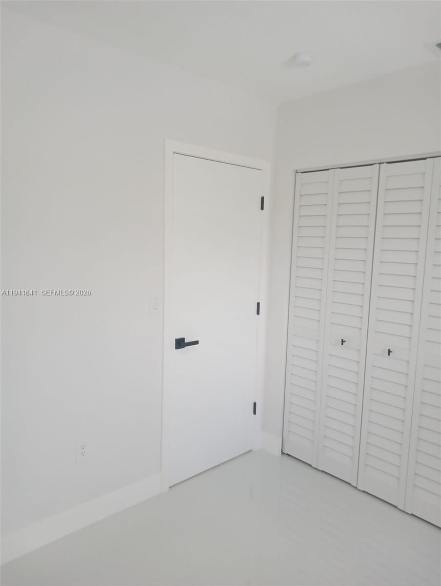 4315 Southwest 98th Avenue Miami, FL 33165 - Photo 14 of 34