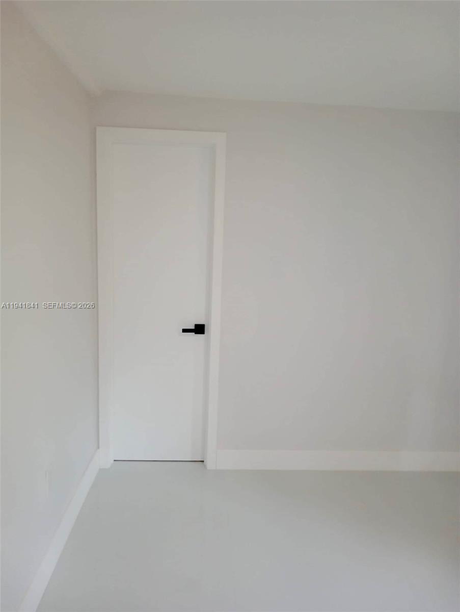 4315 Southwest 98th Avenue Miami, FL 33165 - Photo 17 of 34