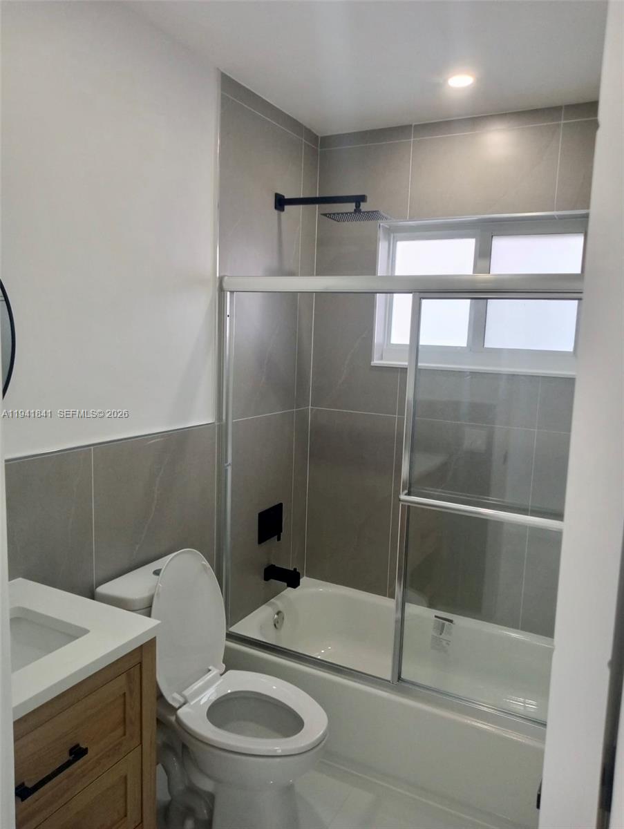 4315 Southwest 98th Avenue Miami, FL 33165 - Photo 22 of 34