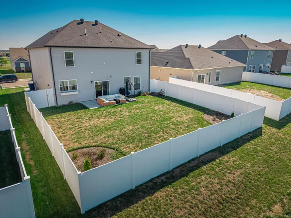 $404,500 | 3077 Dowgate Drive, Newburgh, IN 47630