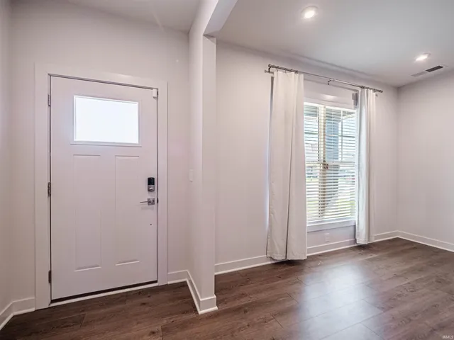 $415,000 | 3077 Dowgate Drive, Newburgh, IN 47630