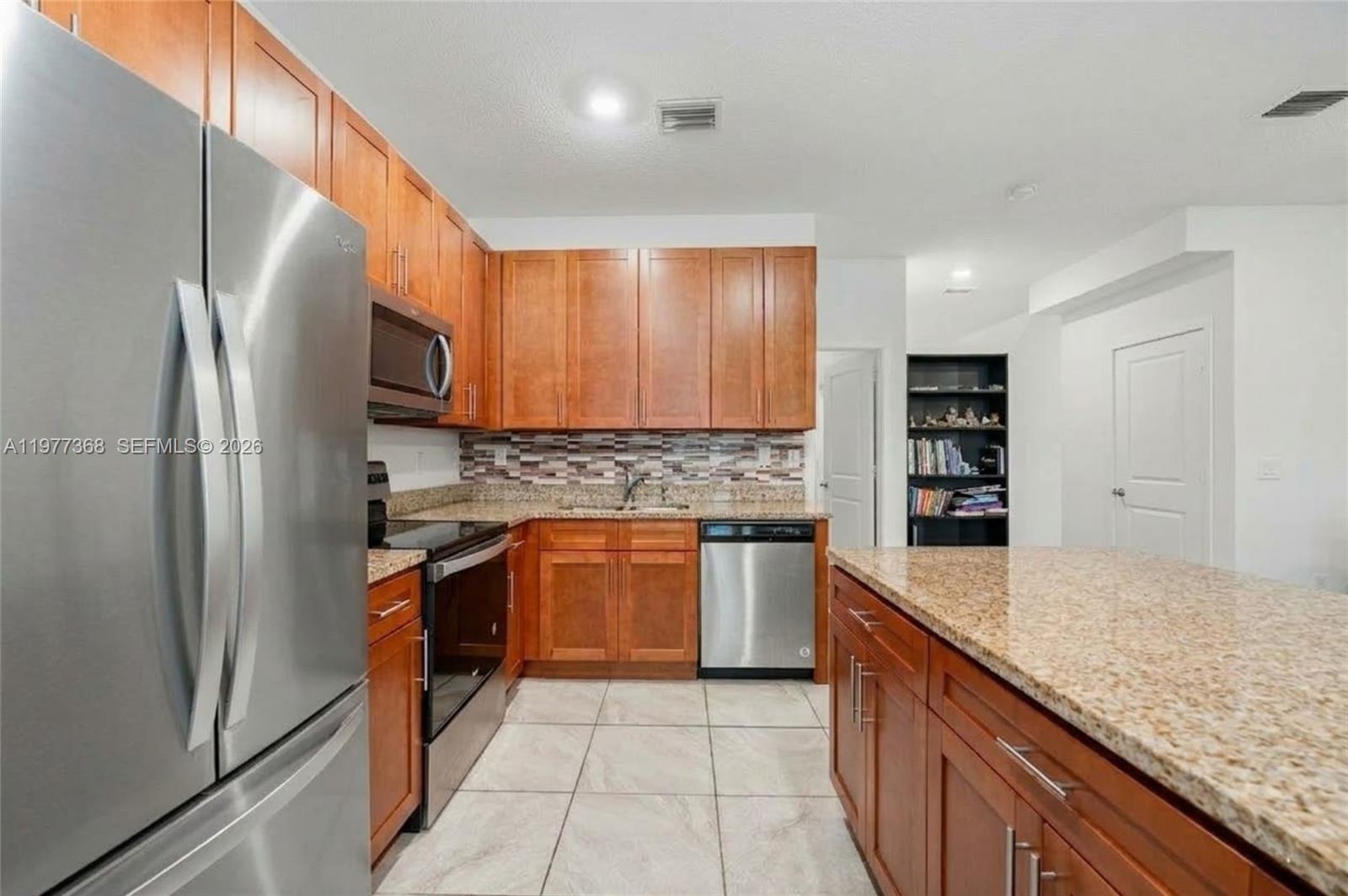 13324 Southwest 250th Street Homestead, FL 33032 - Photo 12 of 34