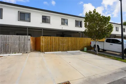 $450,000 | 13324 Southwest 250th Street, Homestead, FL 33032