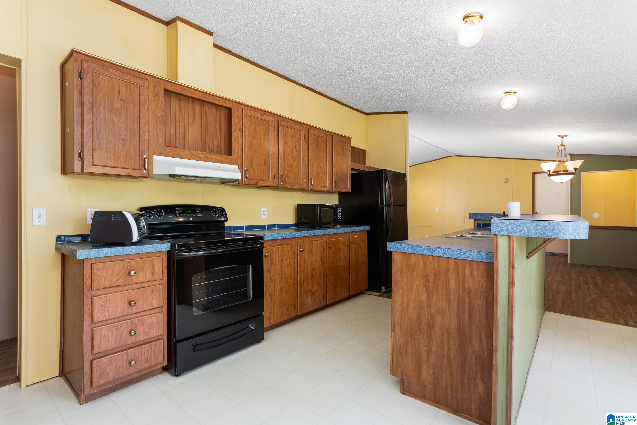 139 Colvard Drive Ohatchee, AL 36271 - Photo 9 of 34