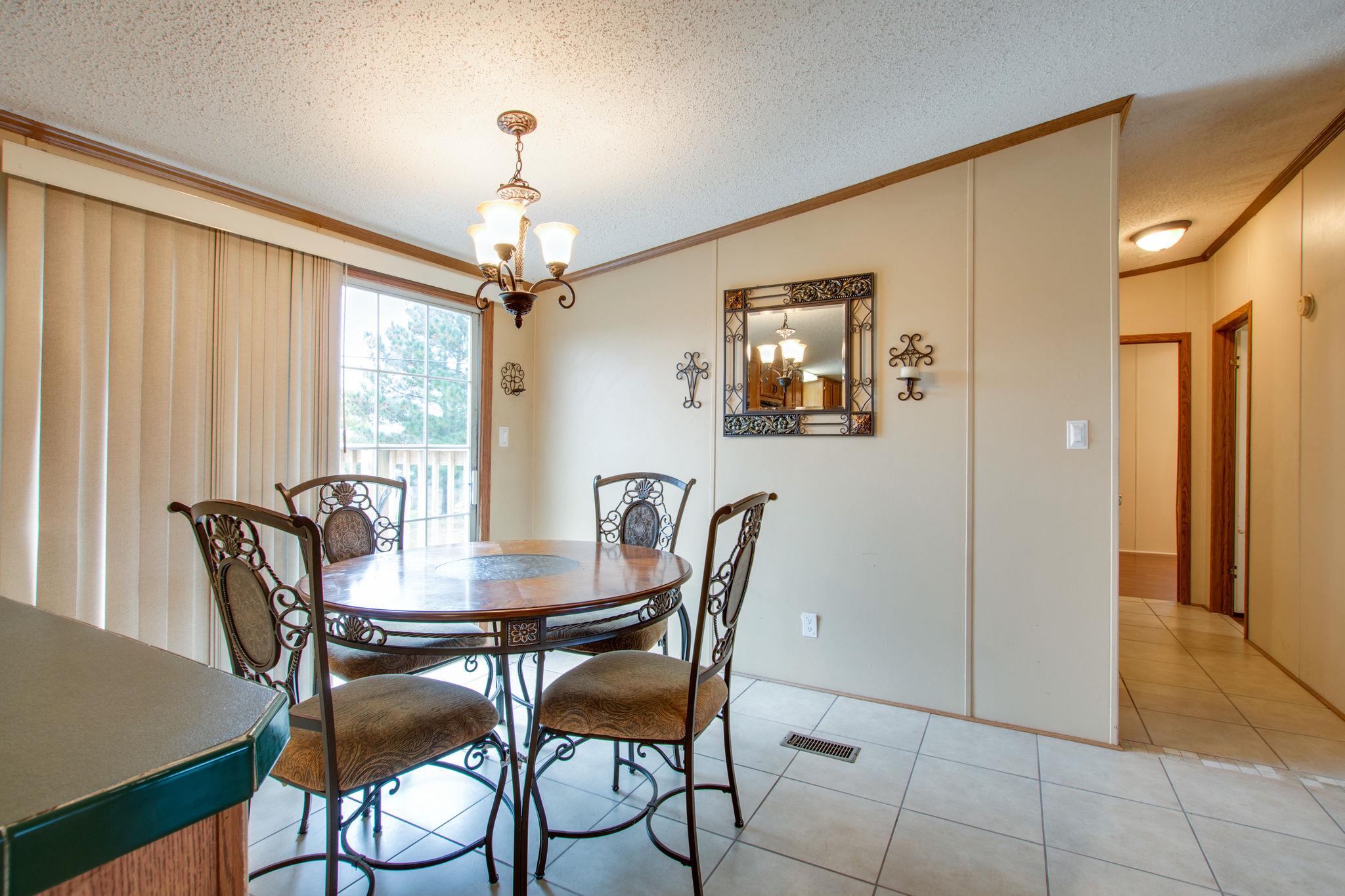 3240 Beasleys Bend Road Lebanon, TN 37087 - Photo 7 of 25 a dining room with furniture and window