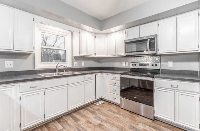 $169,900 | 1707 Hollywood Avenue, Evansville, IN 47712