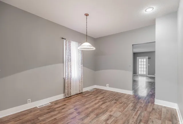 $169,900 | 1707 Hollywood Avenue, Evansville, IN 47712