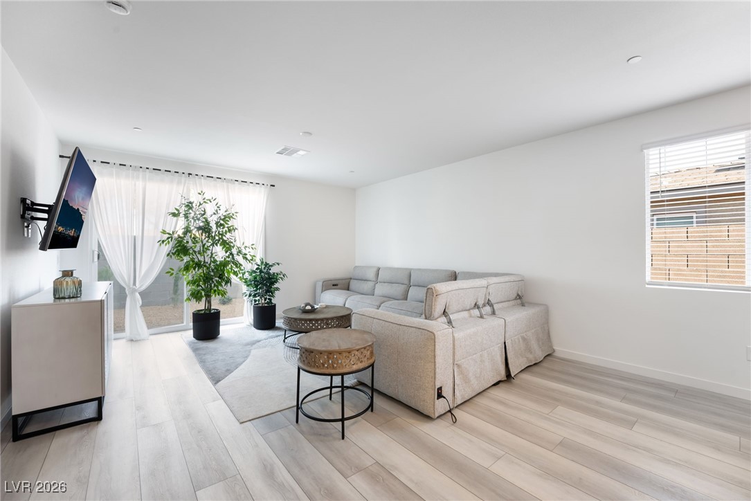 9374 Sequoia Rdg Avenue Las Vegas, NV 89143 - Photo 5 of 29