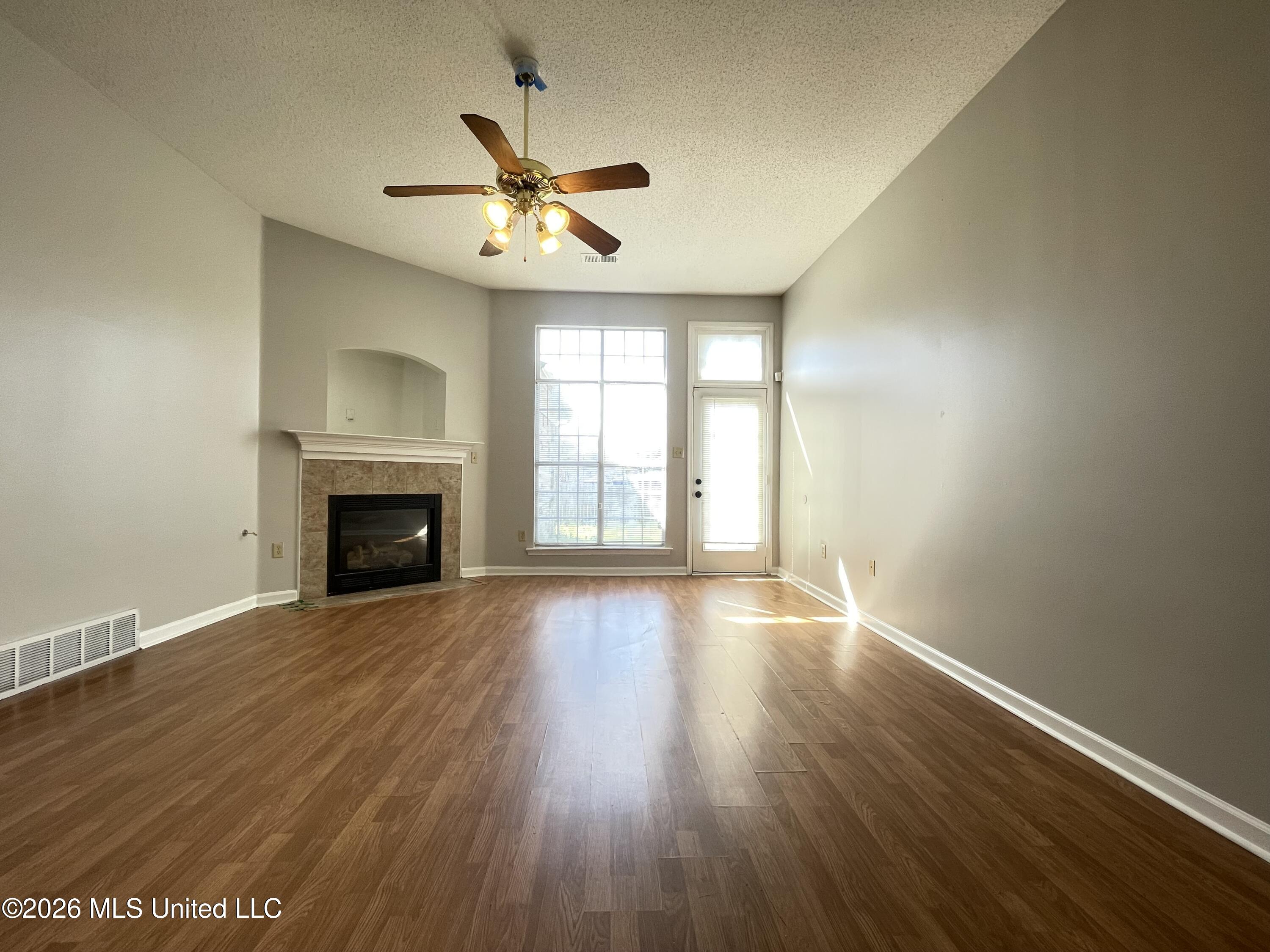 7331 Hunter's Forest Drive Olive Branch, MS 38654 - Photo 2 of 10 IMG_8226