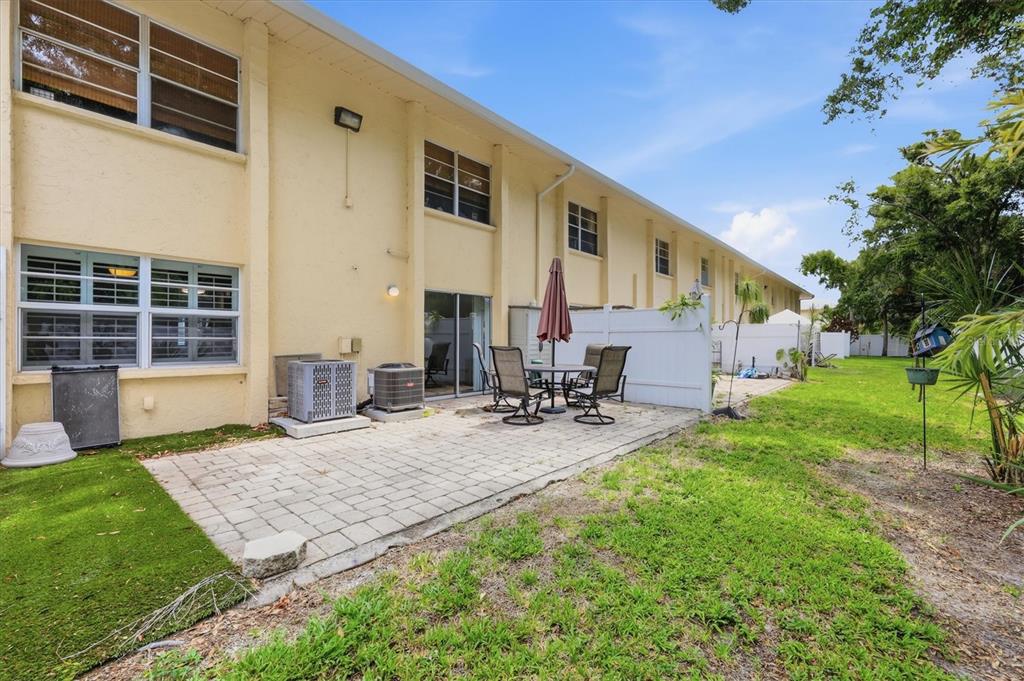 4805 Rilma Avenue, Unit 106 Sarasota, FL 34234 - Photo 23 of 28