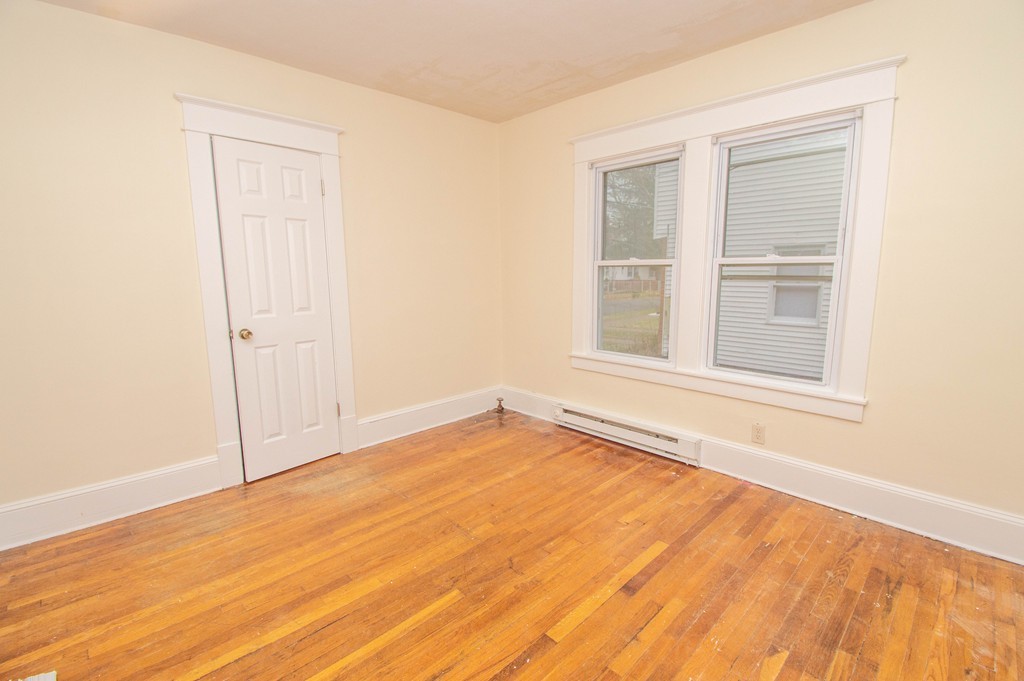40-42 Mazarin Street Springfield, MA 01151 - Photo 12 of 14 Gallery Image 12