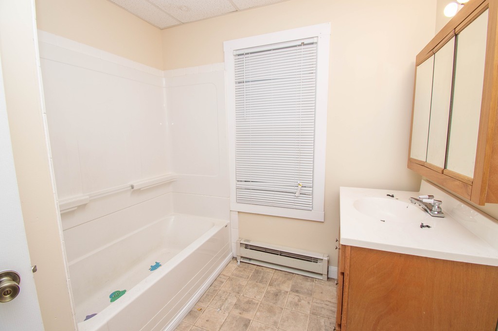 40-42 Mazarin Street Springfield, MA 01151 - Photo 14 of 14 Gallery Image 14