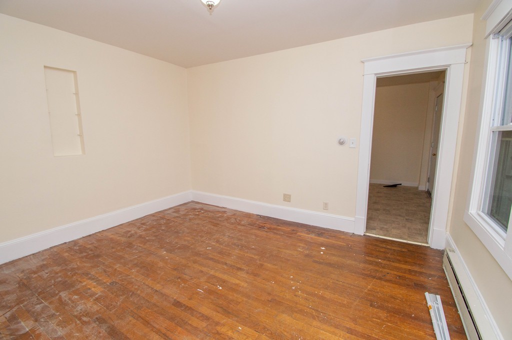 40-42 Mazarin Street Springfield, MA 01151 - Photo 9 of 14 Gallery Image 9