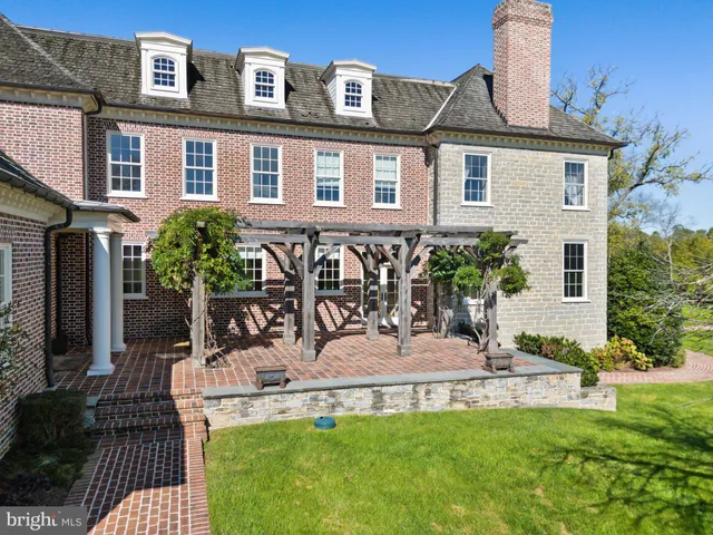 $6,695,000 | 1077 Ginns Road, Boyce, VA 22620