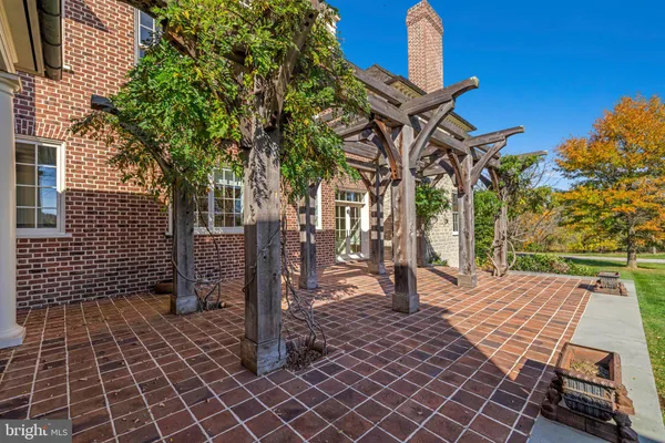 $6,695,000 | 1077 Ginns Road, Boyce, VA 22620