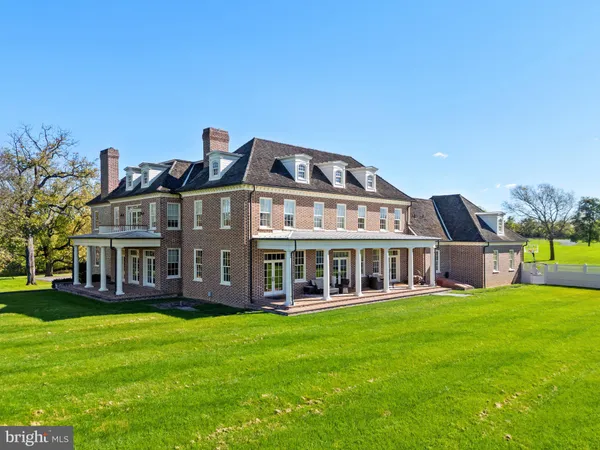 $6,695,000 | 1077 Ginns Road, Boyce, VA 22620