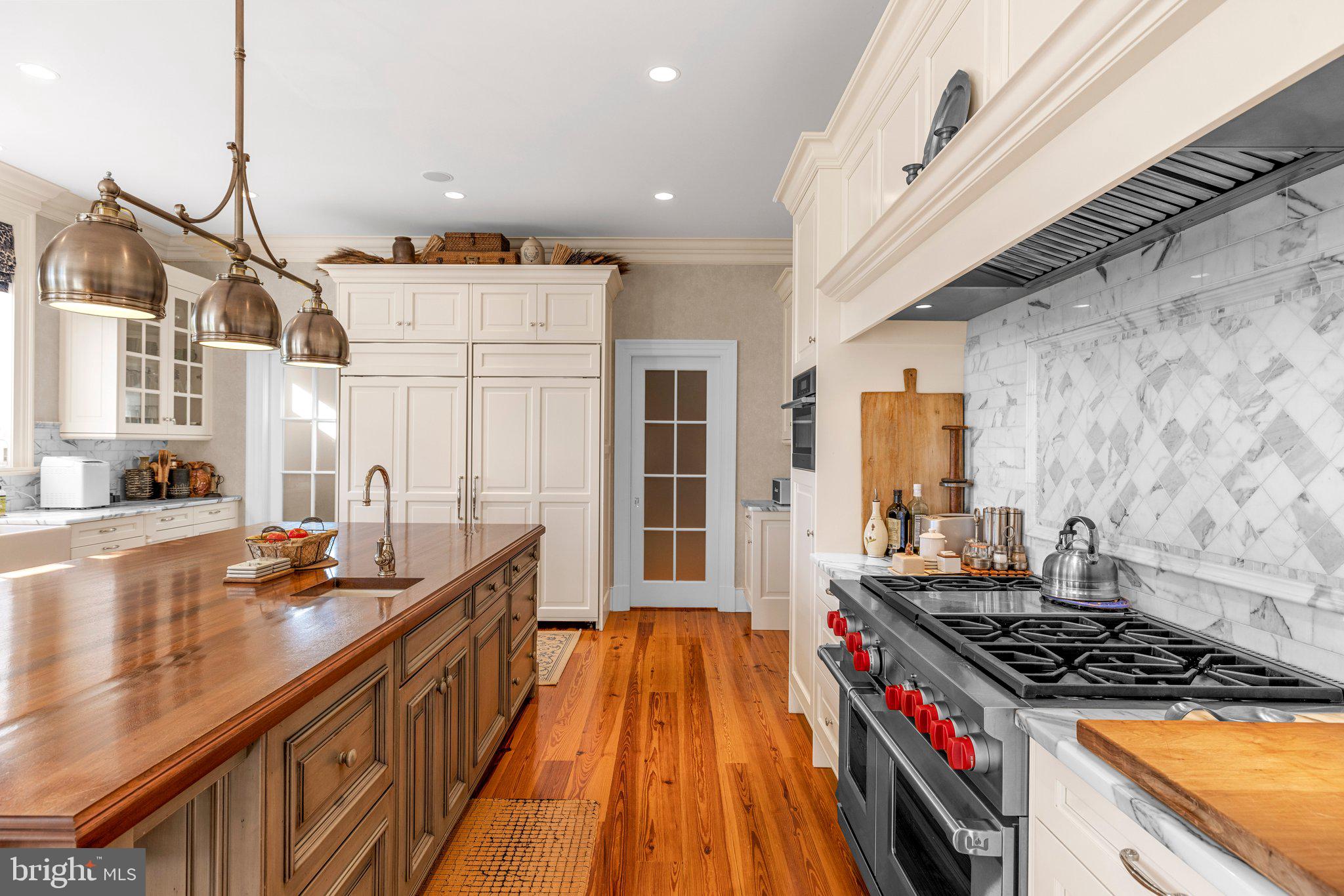 1077 Ginns Road Boyce, VA 22620 - Photo 24 of 140 Wolf 6 burner gas range with griddle