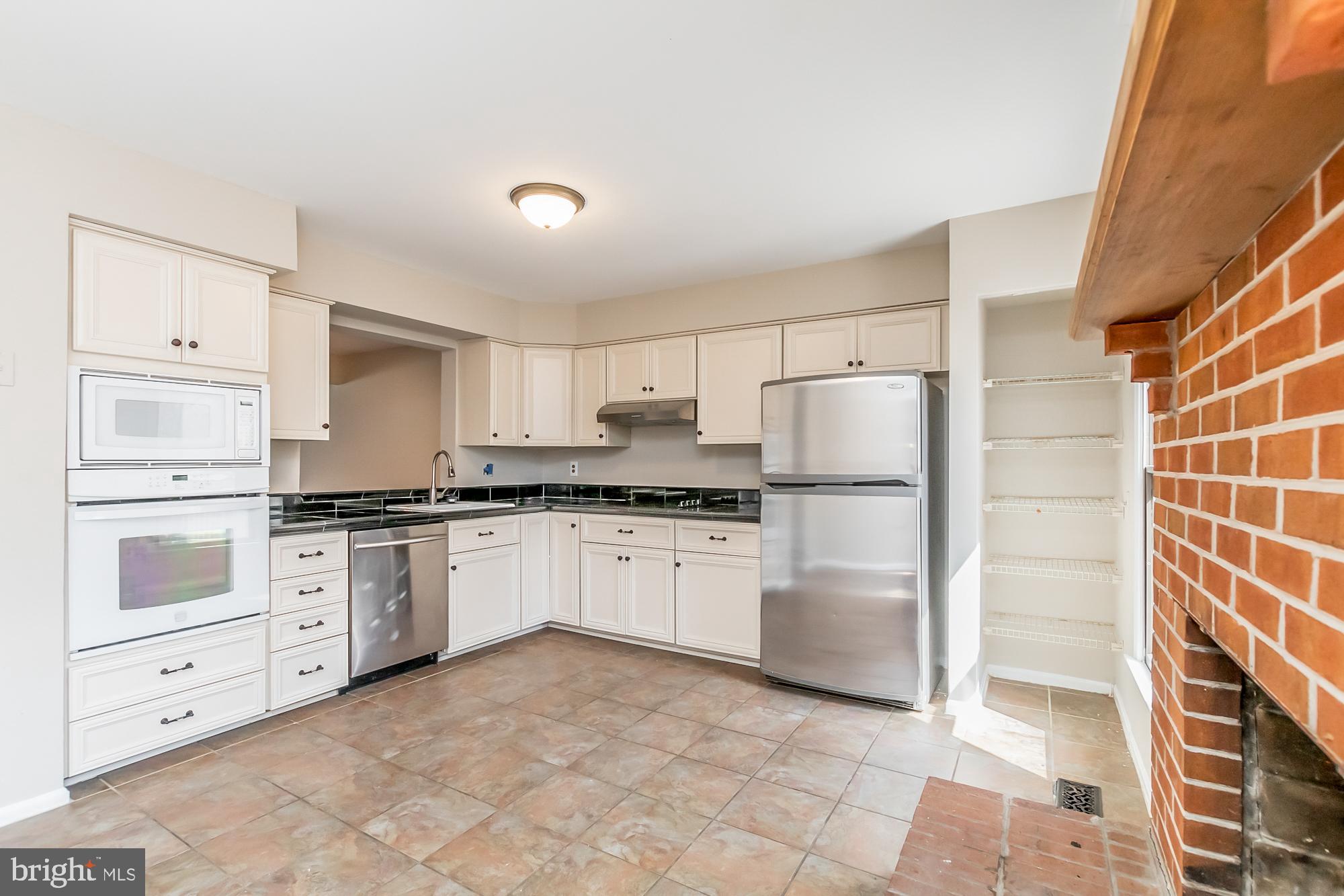 5 Rhodes Place Lutherville-Timonium, MD 21093 - Photo 13 of 42