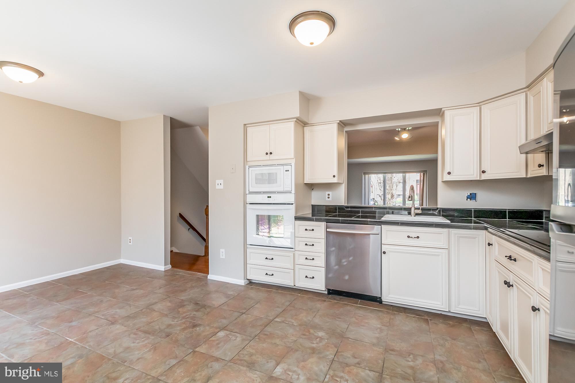 5 Rhodes Place Lutherville-Timonium, MD 21093 - Photo 14 of 42
