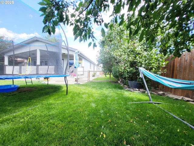 $325,000 | 606 Mildred Street, Enterprise, OR 97828