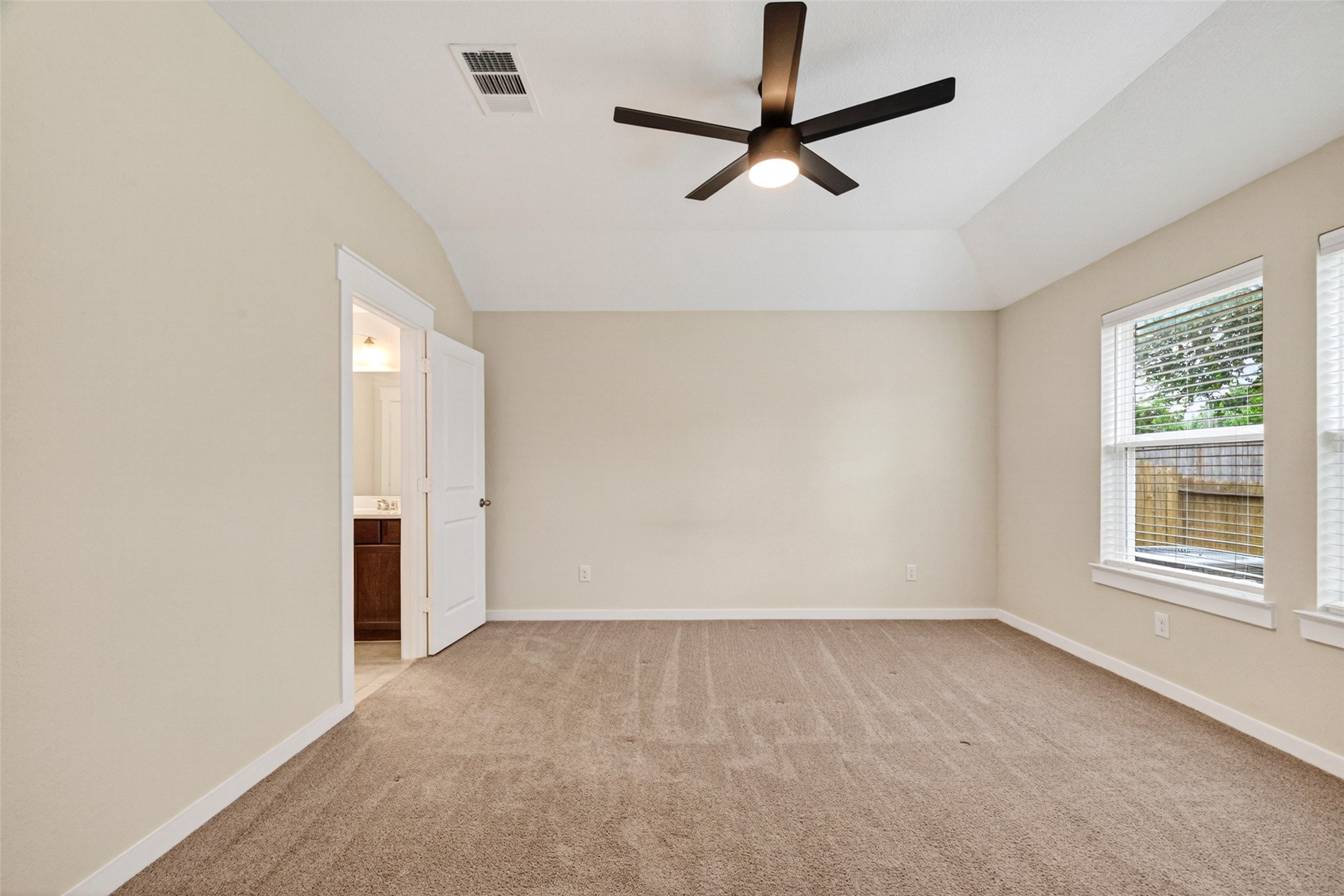 252 Laura Leigh Lane Angleton, TX 77515 - Photo 26 of 30